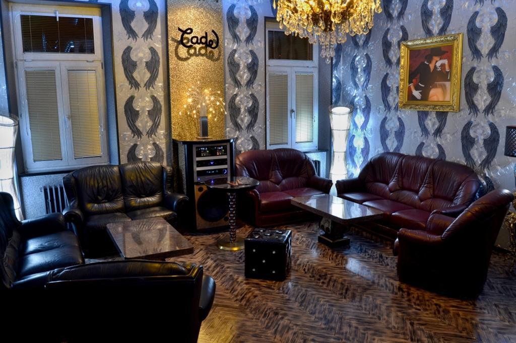 Hotel Cade Písek エクステリア 写真