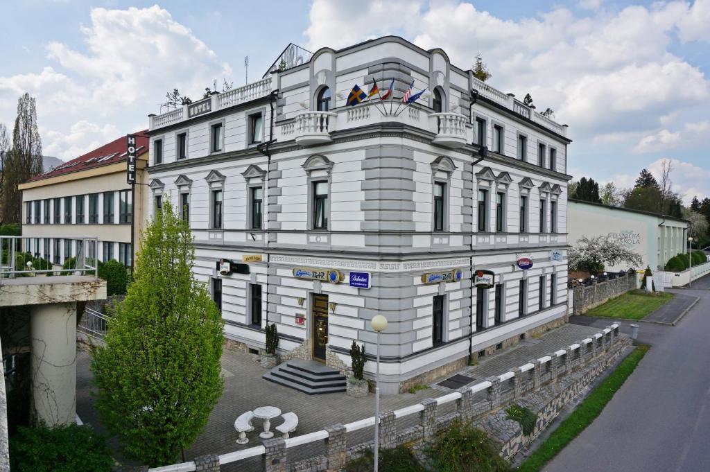 Hotel Cade Písek エクステリア 写真