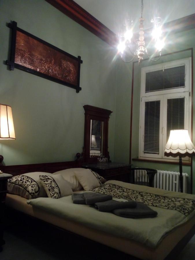 Hotel Cade Písek エクステリア 写真
